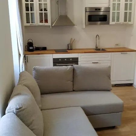 Apartment Neuf Climatise Equipe #3 *